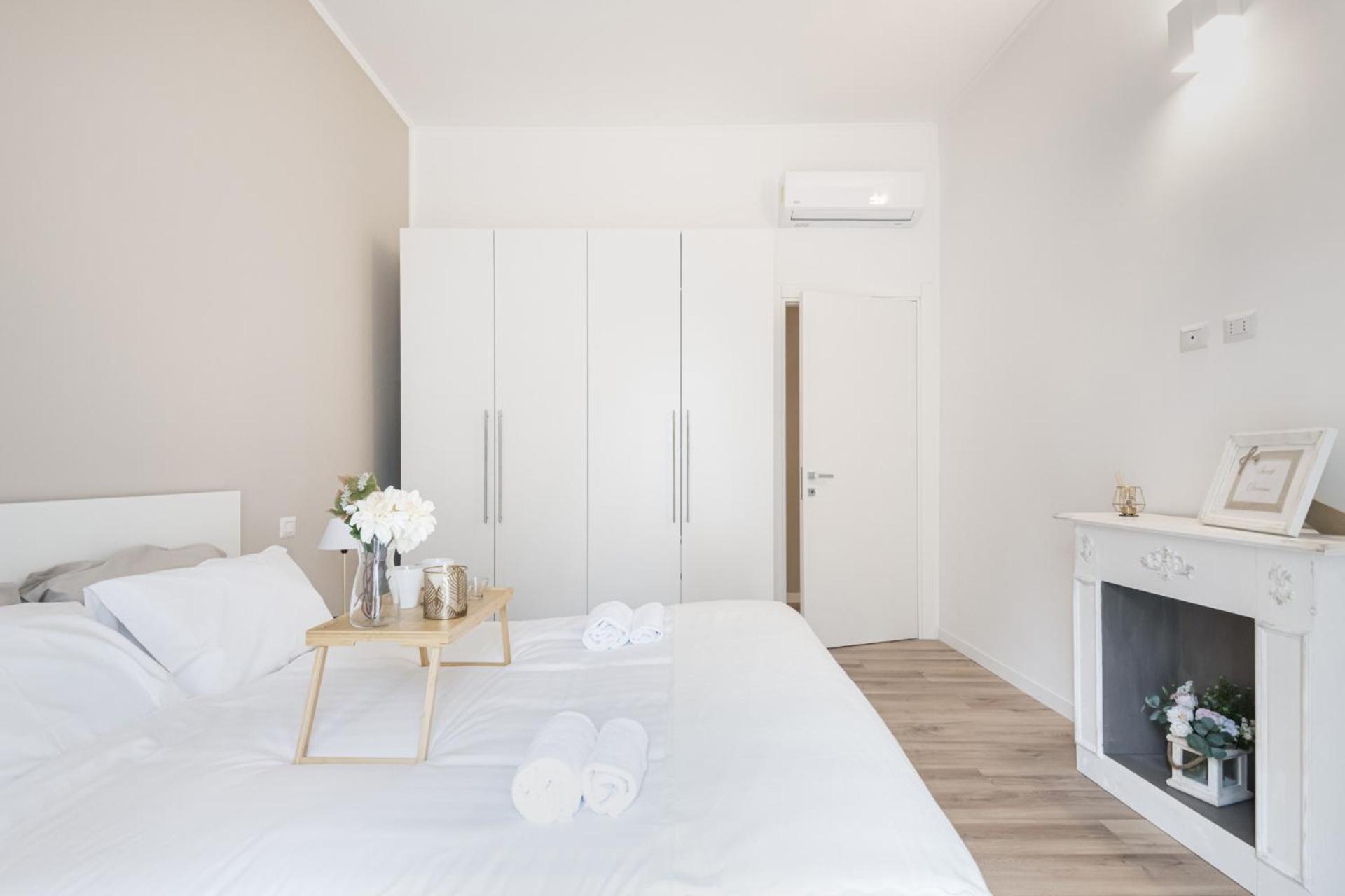 Easylife - Golden Suite Milan Exterior photo
